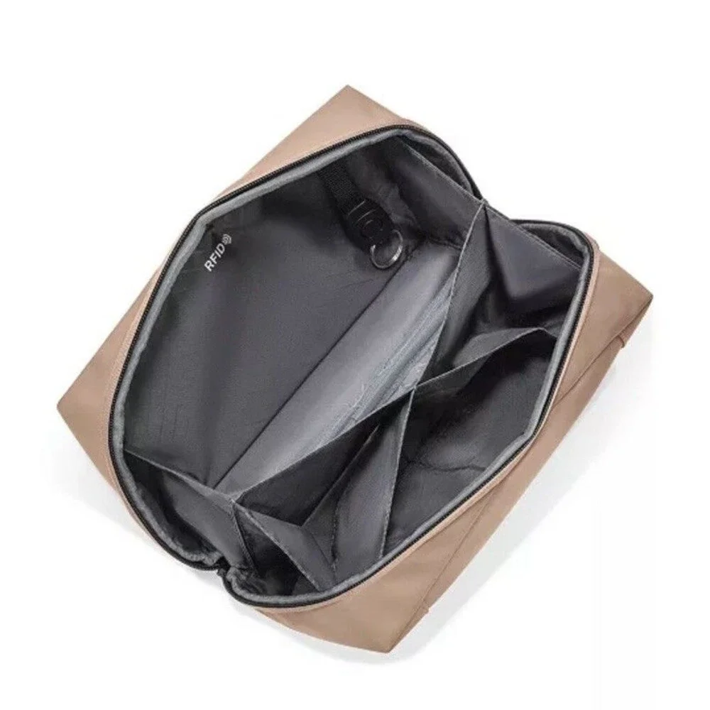 Champs Onyx Collection Nylon RFID Blocking Toiletry Bag NWT